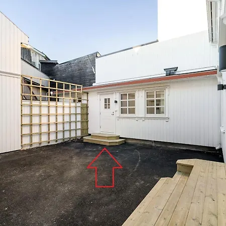 Apartman In *